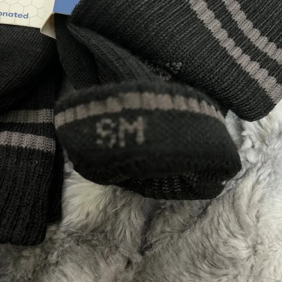 NEW 4 pack Bombas Socks Black Bee Logo Honeycomb Arch Support Size S Small - Picture 5 of 5